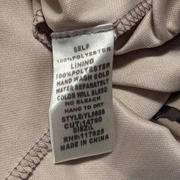 5/$25 Ya Los Angeles Lined Dress - Picture 5 of 6